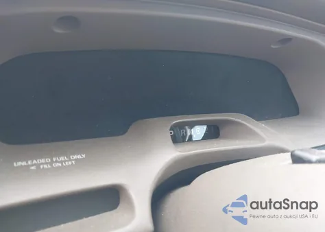 1997 Lincoln Town Car Cartier z USA, uszkodzony, nr VIN 1LNLM83W2VY609997